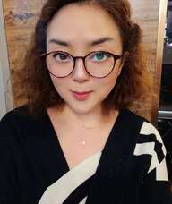 Book an Appointment with Ms. Dong (Momo) Li for RMT Massage 推油按摩
