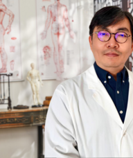 Book an Appointment with Xiaopeng (Frank) Feng for Acupuncture and Chinese Medicine