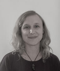Book an Appointment with Mariah Stoochnoff for Acupuncture