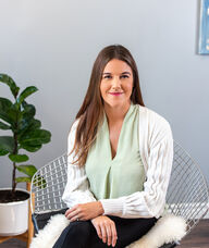 Book an Appointment with Stephanie Colic for Psychotherapy