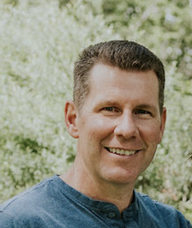 Book an Appointment with Dr. Tom Ryan for Chiropractic