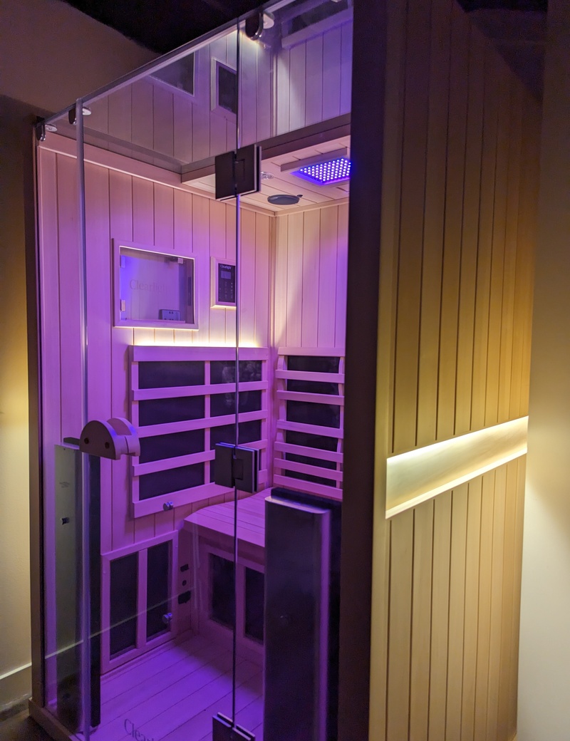 Sweat & Plunge Nordic Room
