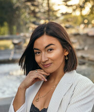 Book an Appointment with Elizabeth Lopez Romero for Individual & Couples Counselling
