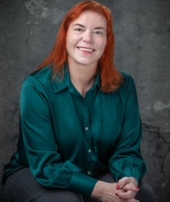 Book an Appointment with Laura Tanner for Individual & Couples Counselling