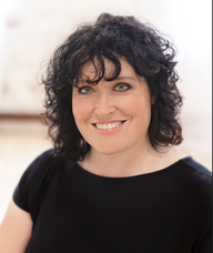 Book an Appointment with Julie Jakob for Live Blood Analysis