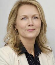 Book an Appointment with Steffanie Pelleboer for Psychotherapy